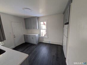 200 Ogden St in Bridgeport, CT - Building Photo - Building Photo