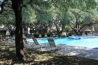 4537 N O'Connor Rd in Irving, TX - Building Photo - Building Photo