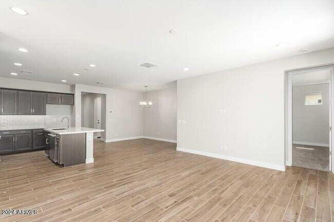 17625 W Colter St in Litchfield Park, AZ - Building Photo - Building Photo