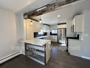 501 Yates St in Denver, CO - Foto de edificio - Building Photo