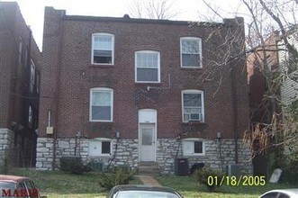 1348 McCausland Ave in St. Louis, MO - Building Photo - Building Photo