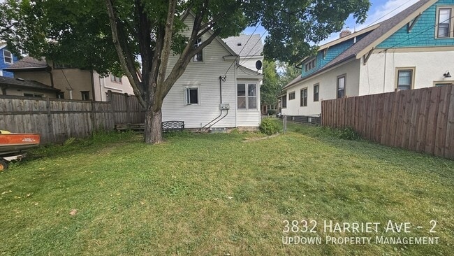 3832 Harriet Ave in Minneapolis, MN - Building Photo - Building Photo