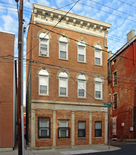 1921 Freeman Ave in Cincinnati, OH - Foto de edificio - Building Photo