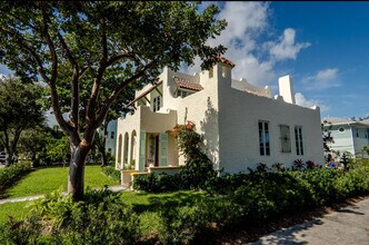 302 Fordham Dr in Lake Worth Beach, FL - Building Photo - Building Photo