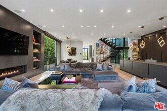 418 N Sweetzer Ave in West Hollywood, CA - Building Photo - Building Photo