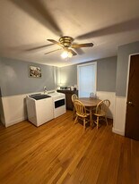 126 Pierce St in Lewiston, ME - Building Photo