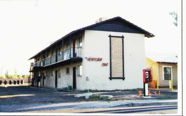 Ventura Apartments in Phoenix, AZ - Building Photo