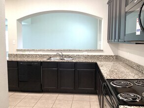 19800 Andrew Johnson Dr in Manor, TX - Foto de edificio - Building Photo