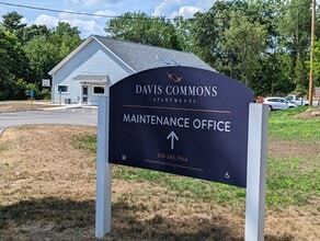 Davis Commons in Brockton, MA - Foto de edificio - Building Photo