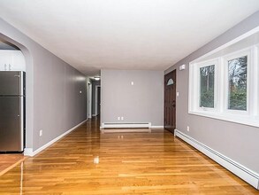 128 Salem Rd in Billerica, MA - Building Photo - Building Photo