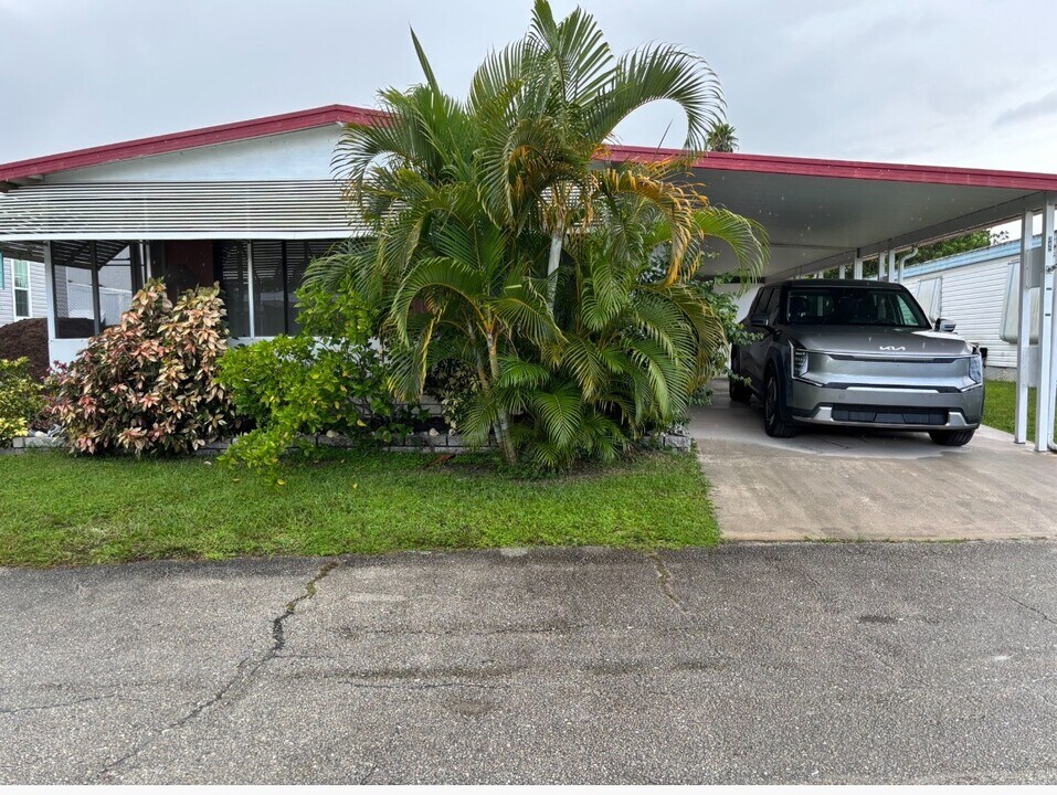 342 Heritage Blvd in Vero Beach, FL - Building Photo