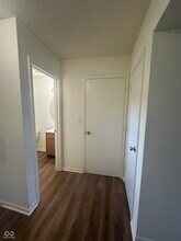 8125 Maple Stream Ln in Indianapolis, IN - Building Photo - Building Photo