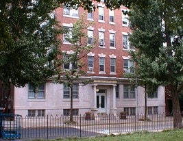 Fitler Commons in Philadelphia, PA - Building Photo