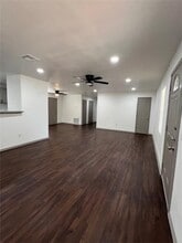 213 N Criswell St in Mart, TX - Building Photo - Building Photo