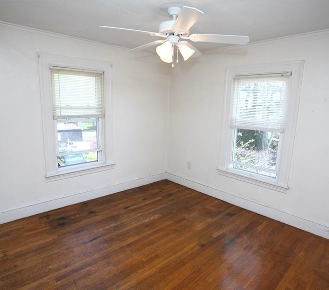 119-123 East St in North Attleboro, MA - Building Photo - Interior Photo