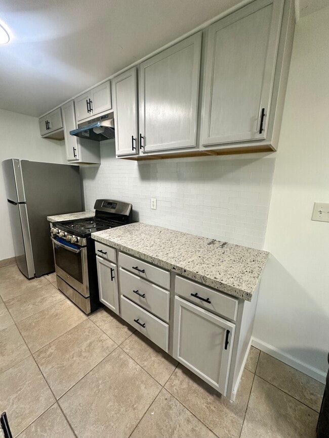 252 Sharp Cir in Roseville, CA - Foto de edificio - Building Photo