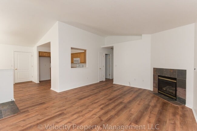 2505 NE 7th Ln in Redmond, OR - Building Photo - Building Photo