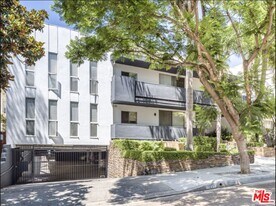 1261 Laurel Ave in West Hollywood, CA - Building Photo