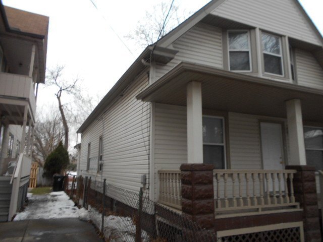 3652 E 63rd St in Cleveland, OH - Building Photo - Building Photo