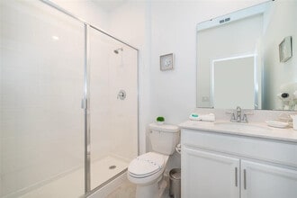 979 Splash Shot Pl in Davenport, FL - Building Photo - Building Photo
