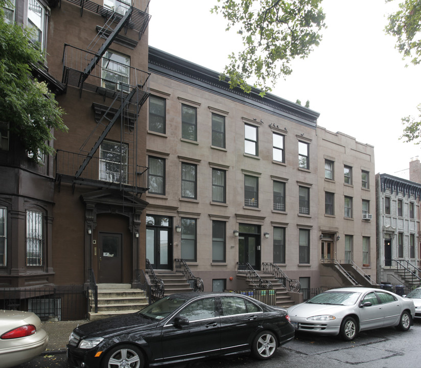 277 President St in Brooklyn, NY - Building Photo