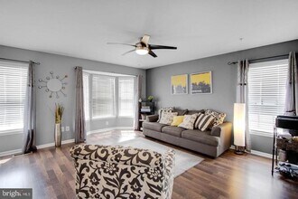 927 Tipton Rd in Middle River, MD - Building Photo - Building Photo