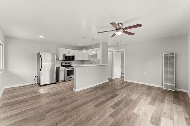 320 Willie James Jones Ave