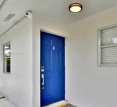 708 SW 16th Ave in Fort Lauderdale, FL - Building Photo - Building Photo