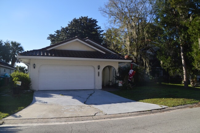 615 Anhinga Rd in Winter Springs, FL - Building Photo - Building Photo