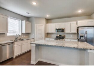 1604 Yellowthroat Dr in Little Elm, TX - Building Photo - Building Photo