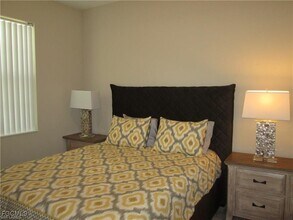 10702 Cetrella Dr in Ft. Myers, FL - Building Photo - Building Photo