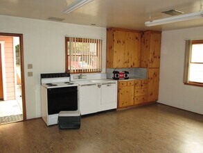 1844 McCollum St in San Luis Obispo, CA - Building Photo - Building Photo