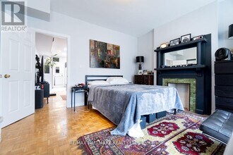 804 Queen St E in Toronto, ON - Building Photo - Building Photo