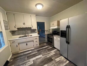 75 Hjelm Rd in Porter, IN - Building Photo - Building Photo