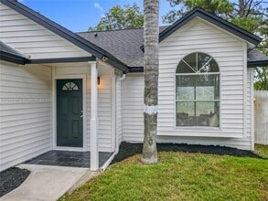 2160 Churchill Downs Cir in Orlando, FL - Building Photo - Building Photo