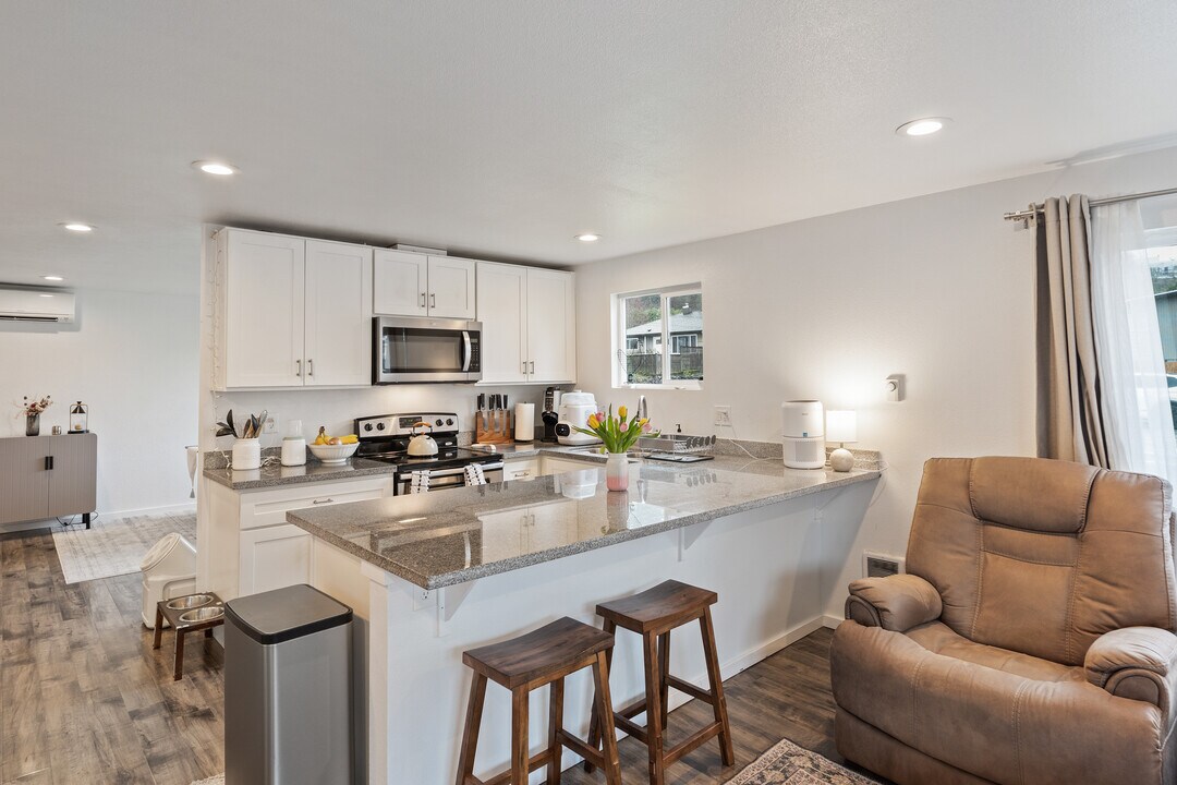 4817 N Vassault Dr in Tacoma, WA - Building Photo