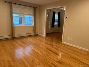 312 Edwards Pl in Yonkers, NY - Building Photo - Building Photo