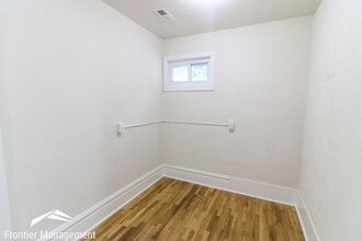 1000 Leavenworth St in Manhattan, KS - Building Photo - Building Photo