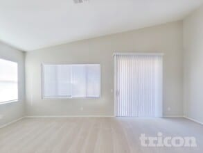 2836 S 66th Ave in Phoenix, AZ - Building Photo - Building Photo