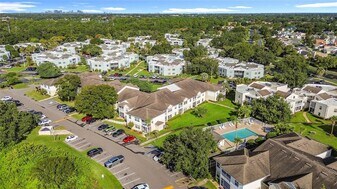 3960 Southpointe Dr, Unit 515 in Orlando, FL - Building Photo