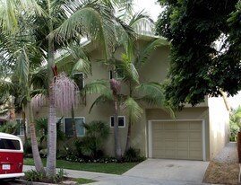 4217 E 5th St in Long Beach, CA - Building Photo