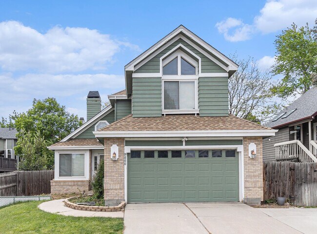 9855 Iris St