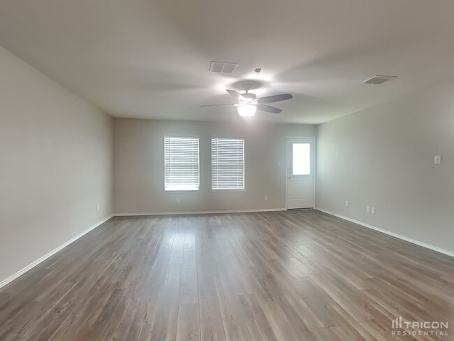309 Anvil Dr in Haslet, TX - Building Photo - Building Photo