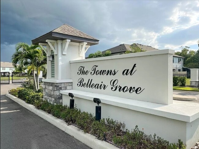 2482 Foggy Creek Cir in Clearwater, FL - Building Photo - Building Photo