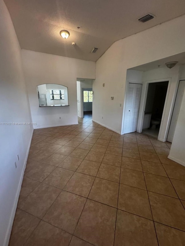 22621 SW 88 Pl in Cutler Bay, FL - Building Photo - Building Photo