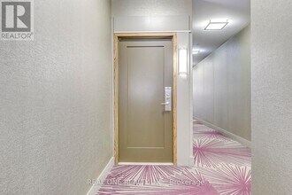 55-455 Eglinton Ave W in Mississauga, ON - Building Photo - Building Photo