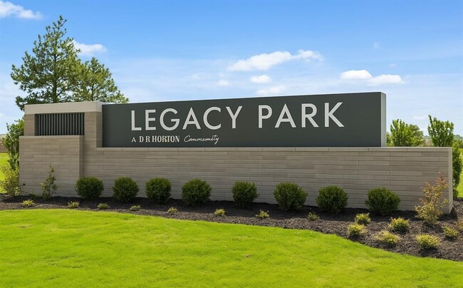 property at 1915 Sable Holw Dr