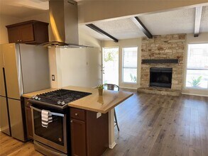 2106 Conestoga Trail in Austin, TX - Building Photo - Building Photo