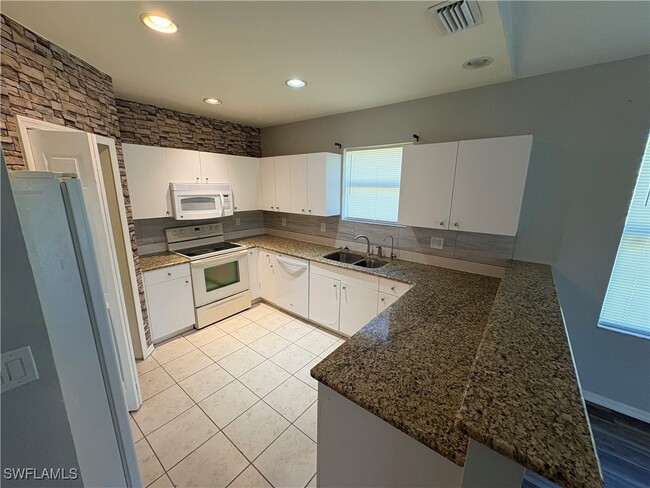 property at 1120 Ralph St E