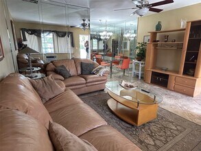 500 Layne Blvd in Hallandale Beach, FL - Building Photo - Building Photo
